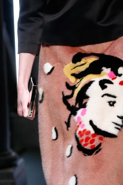 Look 23